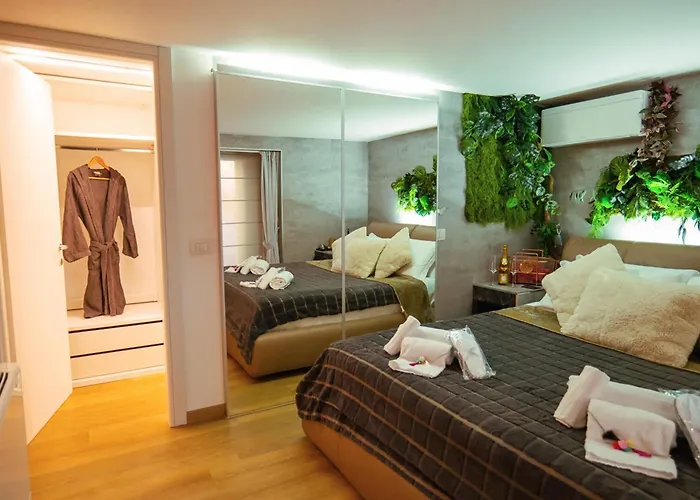 Апартаменты Haven Loft - Private Spa, Parking & Jacuzzi