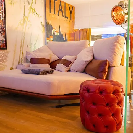 Haven Loft - Private Spa, Parking & Jacuzzi *