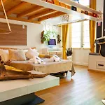 Haven Loft - Private Spa, Parking & Jacuzzi * Como