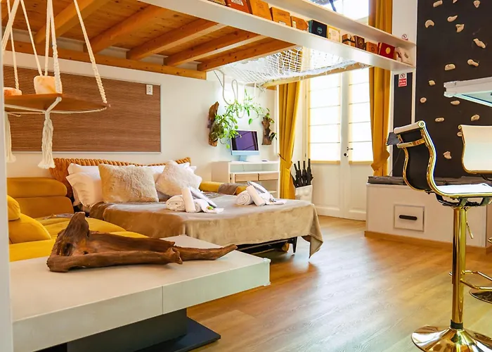 Haven Loft - Private Spa, Parking & Jacuzzi * Como