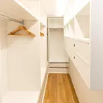 Apartamento Haven Loft - Private Spa, Parking & Jacuzzi *