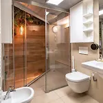 Haven Loft - Private Spa, Parking & Jacuzzi Apartamento