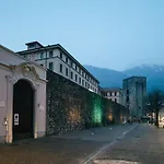 Haven Loft - Private Spa, Parking & Jacuzzi Apartamento