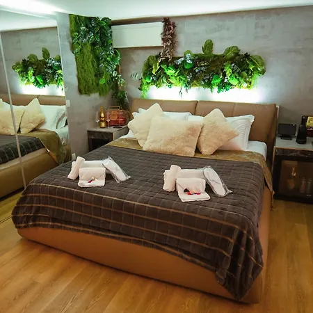Haven Loft - Private Spa, Parking & Jacuzzi Διαμέρισμα *